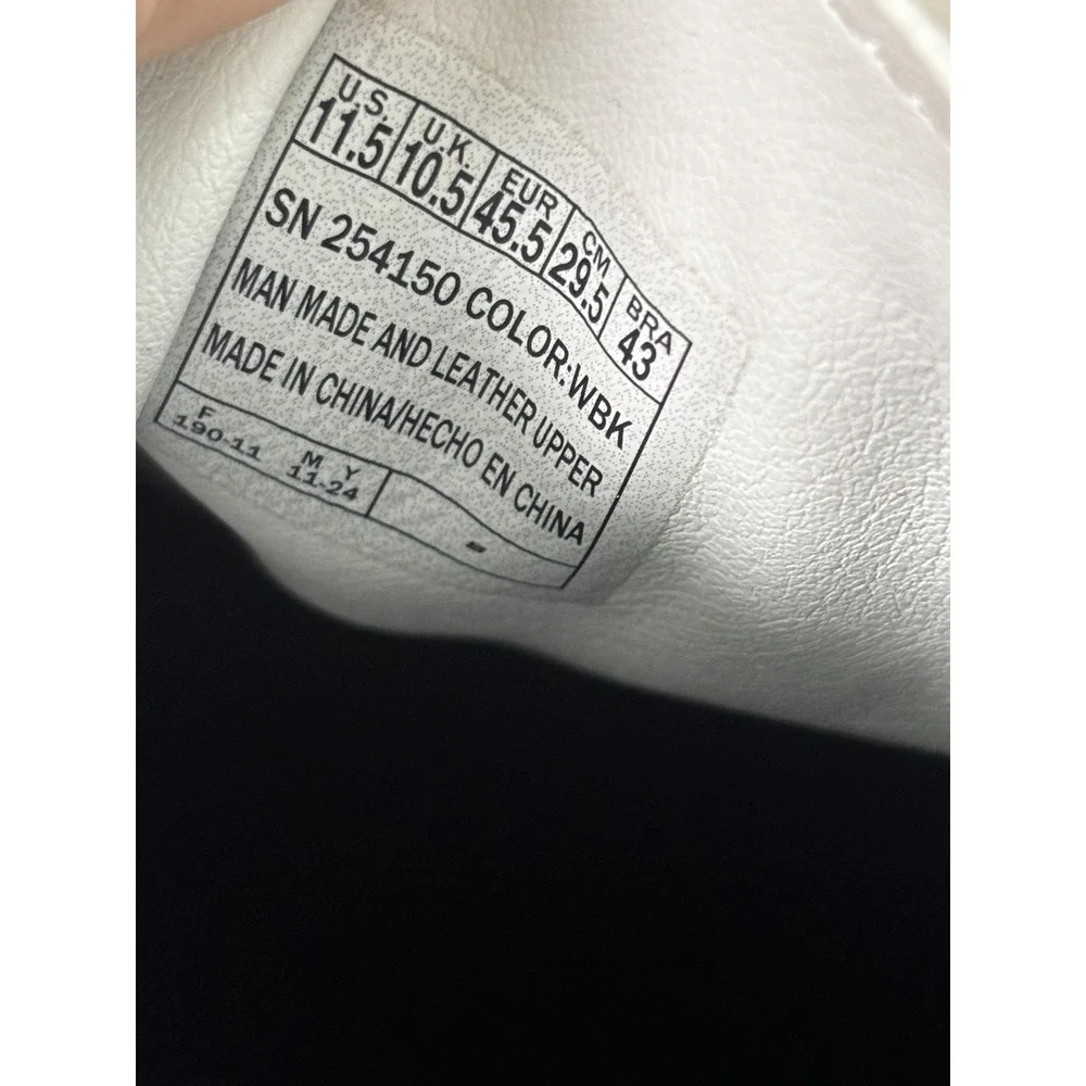 Skechers brand new